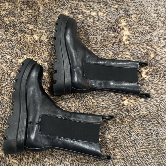 Steve Madden Black Explorer Chelsea Boot 7.5 - Picture 4 of 8